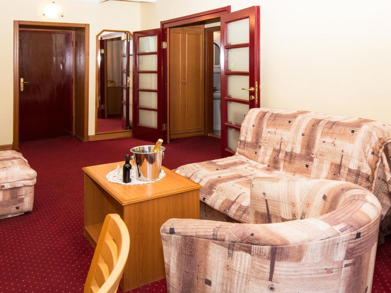 Hotel Kasina Bělehrad Exteriér fotografie