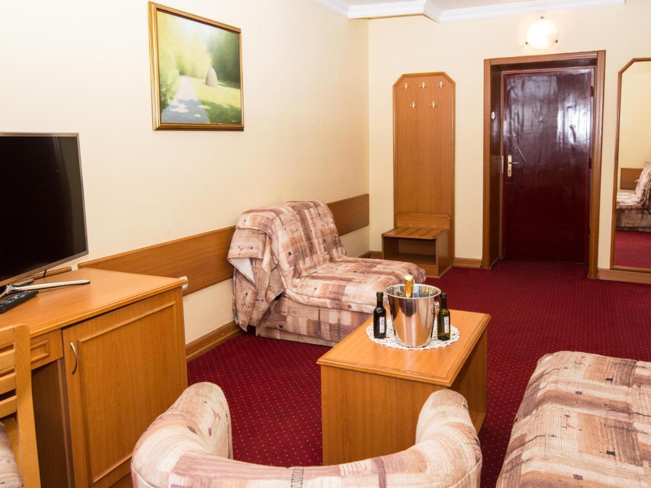 Hotel Kasina Bělehrad Exteriér fotografie